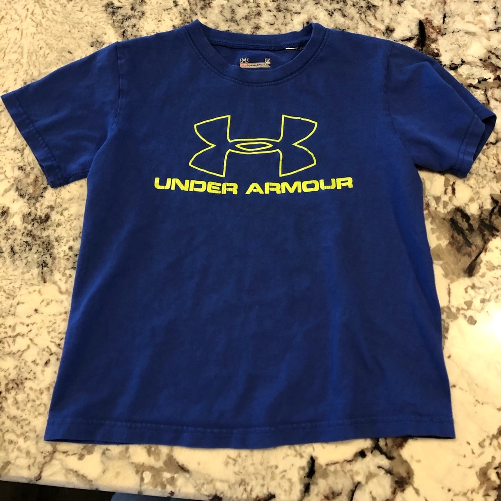 FREE WITH PURCHASE! Under Armour Tee Sz 6